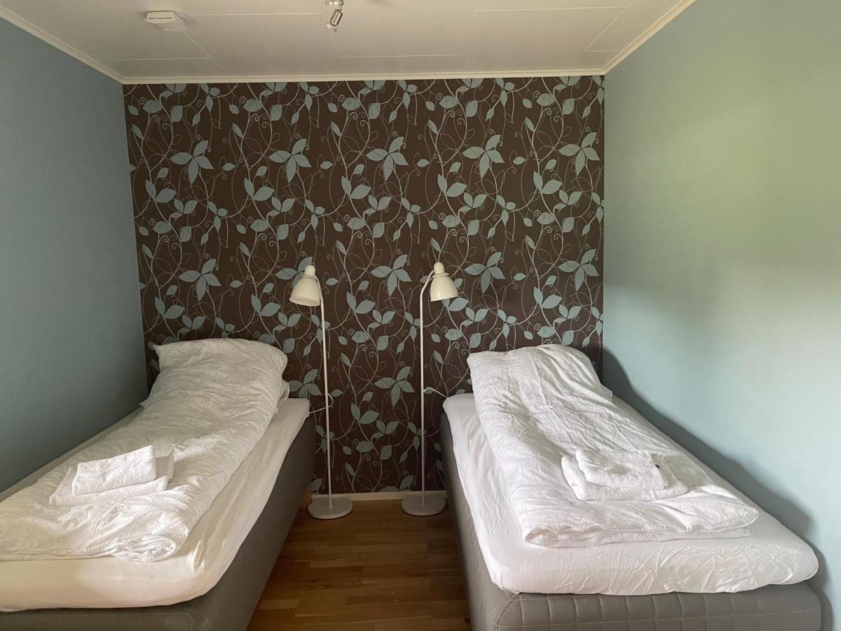 Pa Taket Overnatting Sørkjosen Extérieur photo