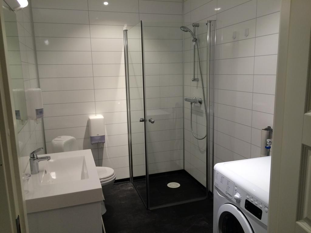 Pa Taket Overnatting Sørkjosen Chambre photo